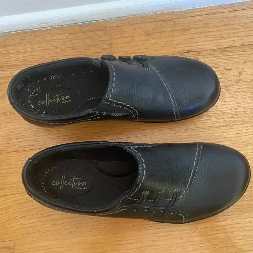 Clarks Black Pebbled Leather Slip Ons